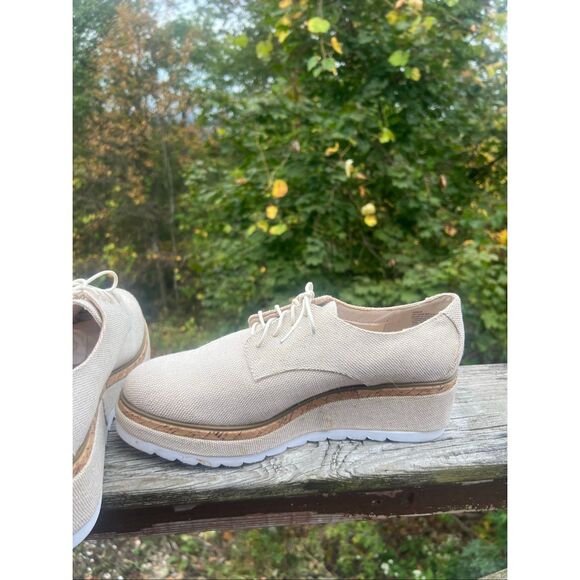 Shoe  dazzle Oxford Lace Up Wedge Shoes Natural Sz 10 - Picture 5 of 8
